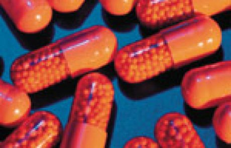 על הקשר בין חשיפה לתרופות אנטיביוטיות למחלת Juvenile idiopathic arthritis (שאלת CME).